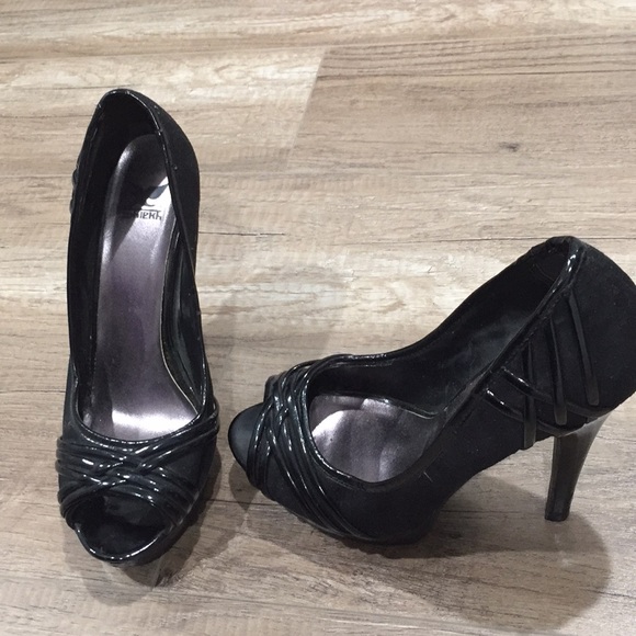 Black authentic shiekh heels - Picture 2 of 6